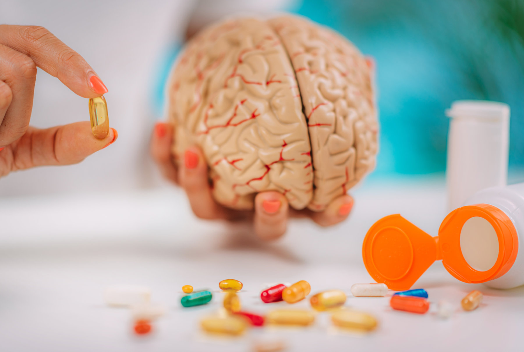 cognitive-improvement-or-brain-supplements-woman